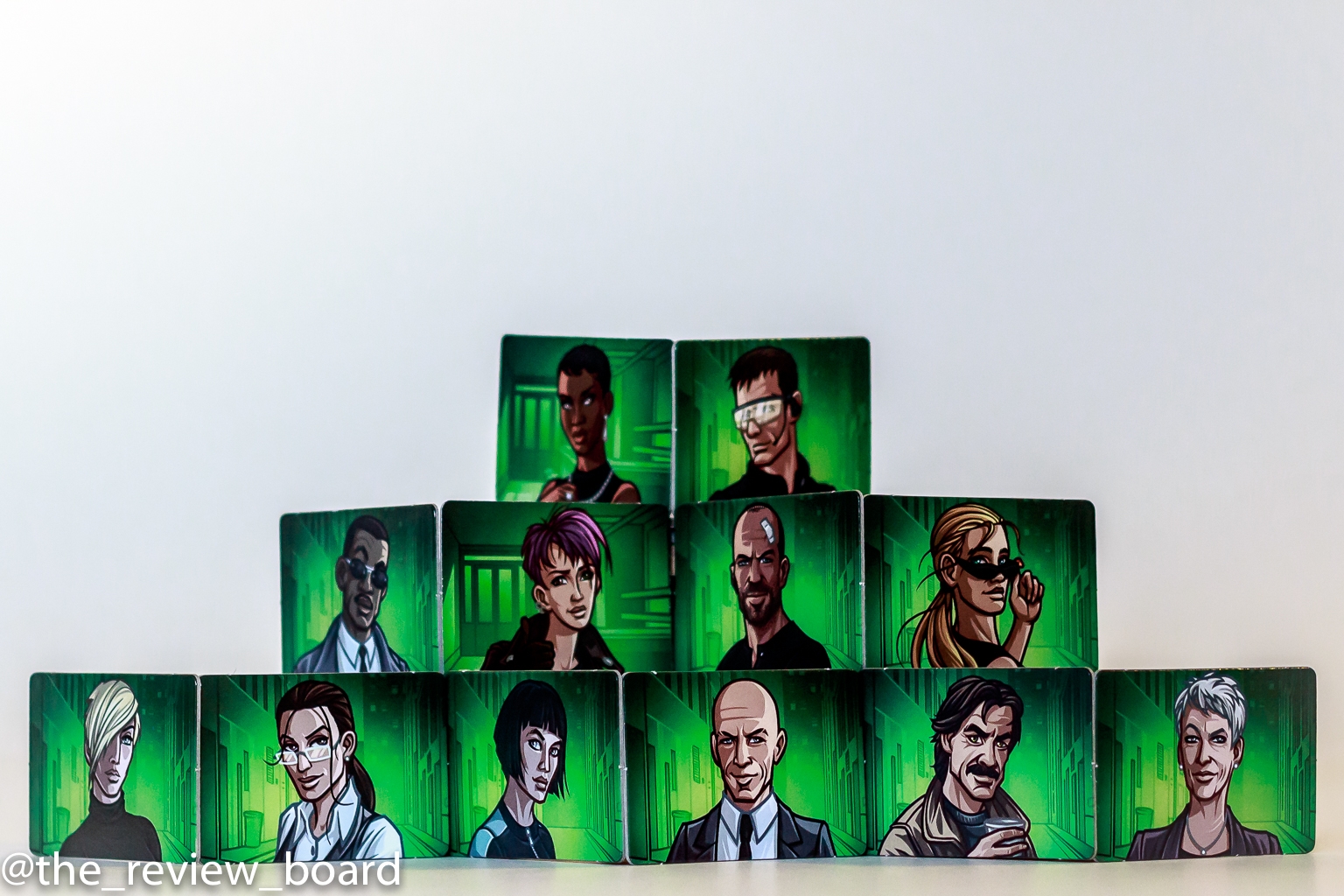 It's Espionage for Two (or More) with the Excellent 'Codenames Duet' -  GeekDad